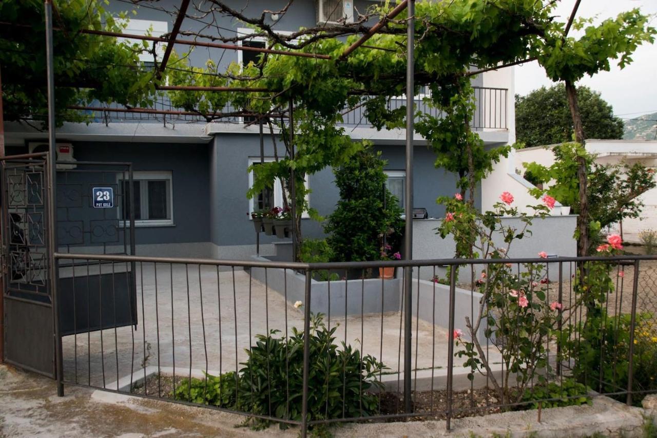 Apartment Bruna Salona Kültér fotó